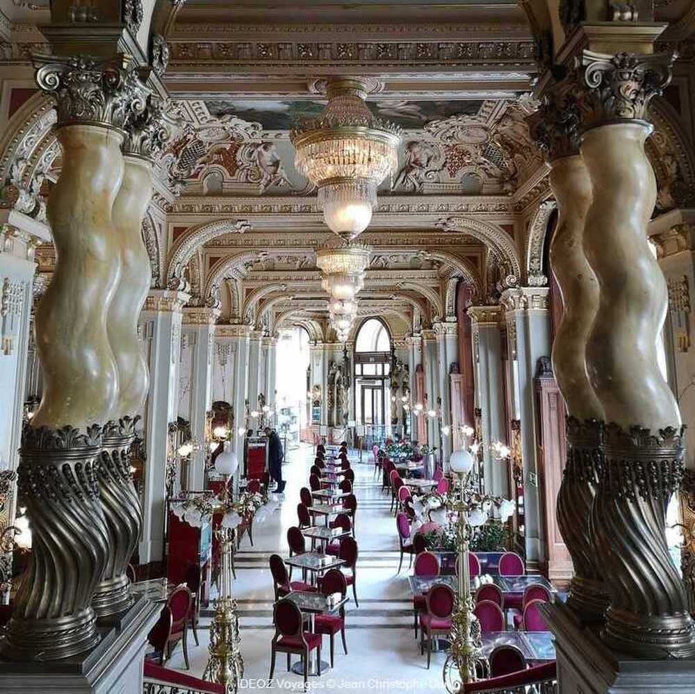 Une alsacienne à Budapest #02 -  Les cafés mythiques de Budapest episode artwork
